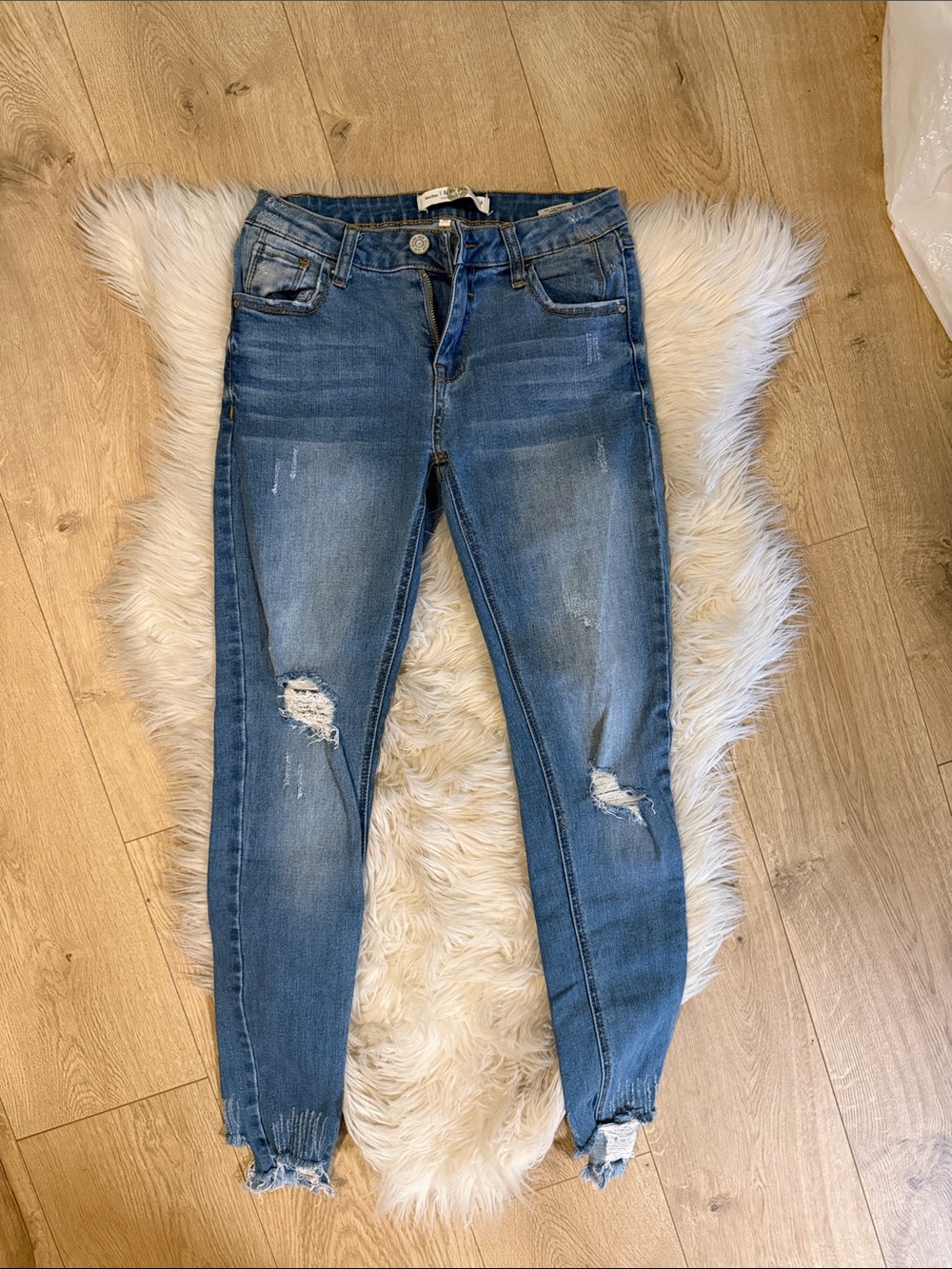 I & M JEANS Women’s Distressed Blue Skinny Jeans